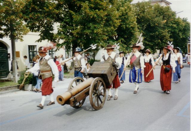 1996 Stadtumzug Moedling 16